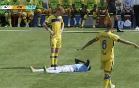 九游体育入口-齐达内头撞马特拉齐