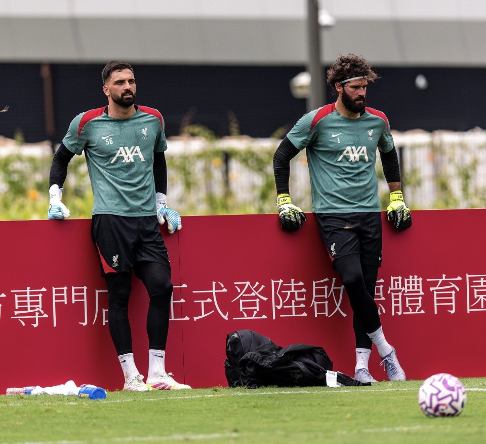 九游体育官网-重磅！上海海港集结日止住颓势今晚利物浦内部沟通——英超节点到来，新疆广汇状态回暖备战欧联