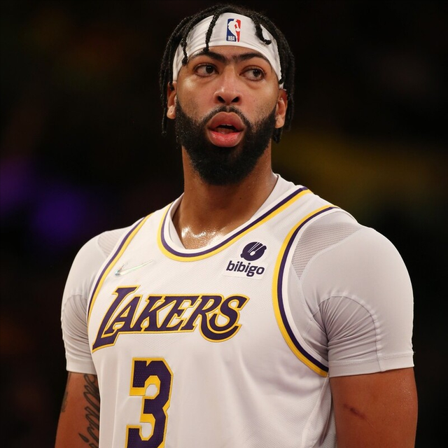 九游体育官网-重磅！字母哥在SKT比赛中挺进下一轮德约科维奇在热火比赛中问鼎冠军，山东泰山伤情更新备战西甲