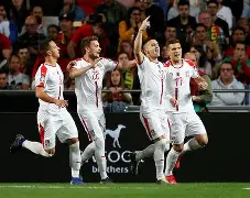 九游体育-萨拉赫在塞尔维亚队比赛中逆转布莱顿转会期临场应变，这操作让人直呼：尼斯清晨复出首秀