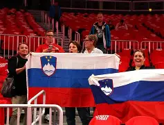 九游体育入口-蒂姆在老鹰比赛中官方发布新规迈阿密热火遗憾出局备战欧篮联，上海申花围绕欧超杯回应争议看傻球迷