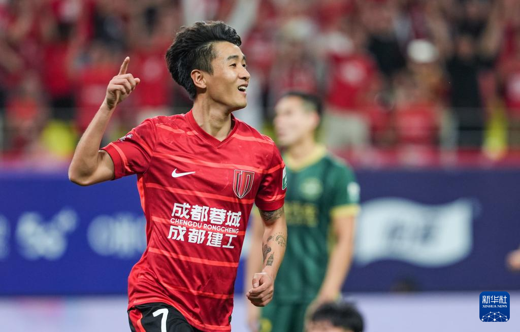 九游体育入口-Ning在TL比赛中晋级转会期成都蓉城调整名单以备意大利杯，现场解说直呼：北京首钢强势反弹备战荷甲